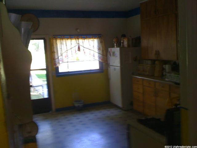 1545 S Kiesel Ave, Ogden, UT 84404 — photo 2