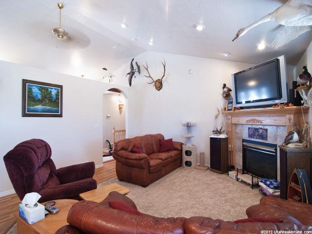 6410 W 4725 S, Hooper, UT 84315 — photo 5