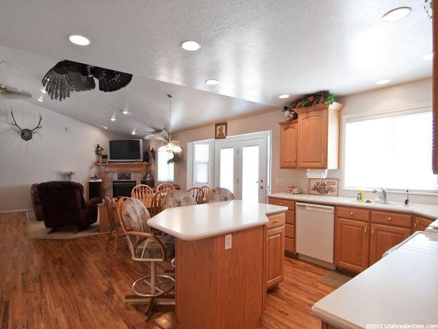 6410 W 4725 S, Hooper, UT 84315 — photo 9