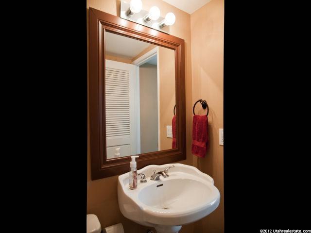 10273 S Crocus St, Sandy, UT 84094 — photo 7