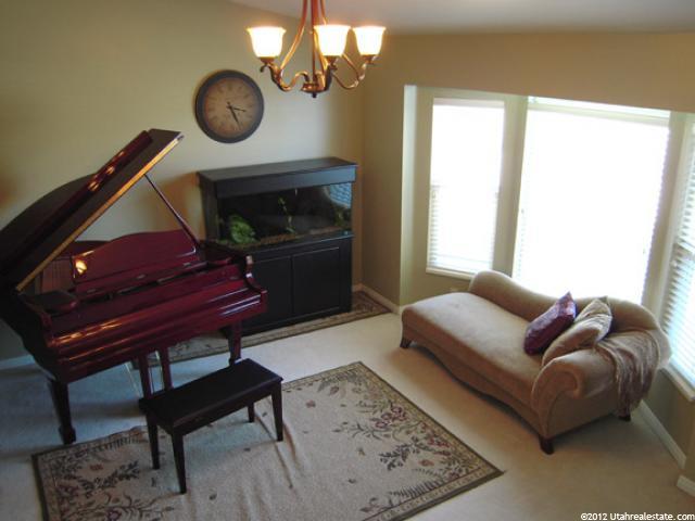 1641 N 160 W, Layton, UT 84041 — photo 3