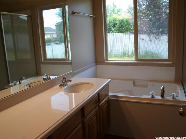 1311 W 1580 N, Clinton, UT 84015 — photo 7