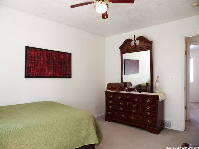 2072 N 900 W, Clinton, UT 84015 — photo 9
