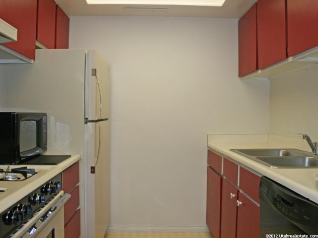 17 E 400 N #20, Bountiful, UT 84010 — photo 5