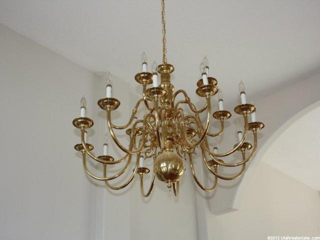 270 W 3950 N, Pleasant View, UT 84414 — photo 4