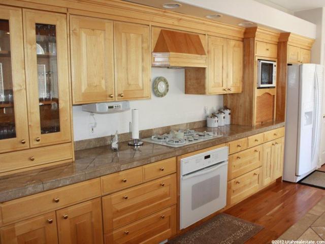 270 W 3950 N, Pleasant View, UT 84414 — photo 8