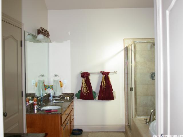 736 E Edgewood S, South Ogden, UT 84403 — photo 12