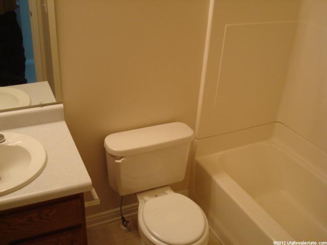 401 E 500 S, Clearfield, UT 84015 — photo 8