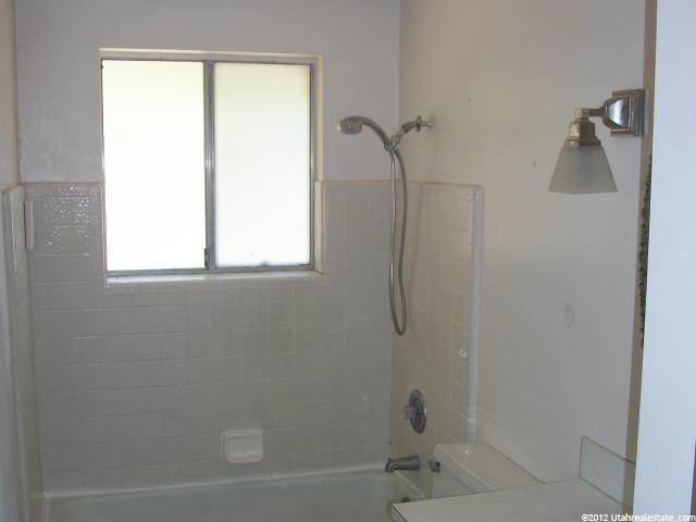 543 S 150 E, Farmington, UT 84025 — photo 2