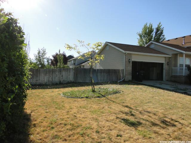 194 S 1300 W, Clearfield, UT 84015 — photo 12