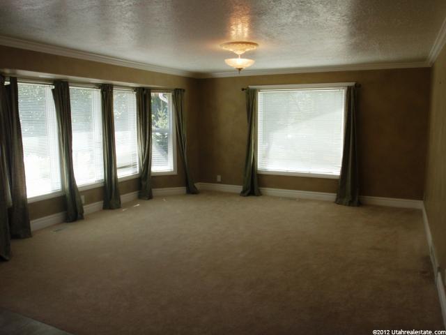 565 N Main St, Millville, UT 84326 — photo 2