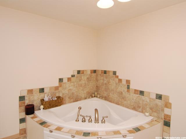 123 E 1470 S, Farmington, UT 84025 — photo 12