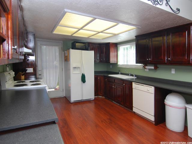 123 E 1470 S, Farmington, UT 84025 — photo 3