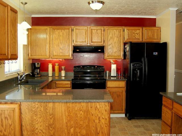 5670 S 3925 W, Roy, UT 84067 — photo 3