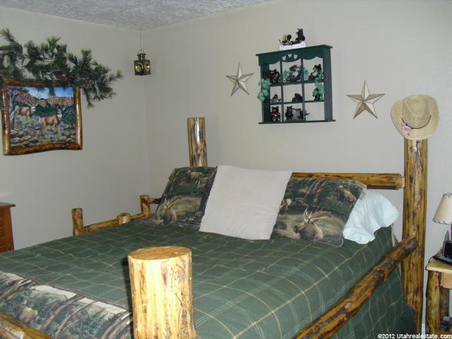 575 E 250 N, Vernal, UT 84078 — photo 5