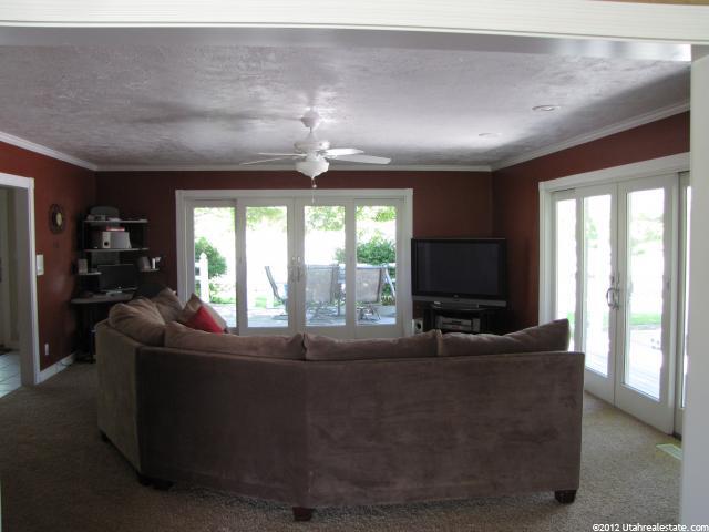 1050 S 200 W, Wellsville, UT 84339 — photo 4