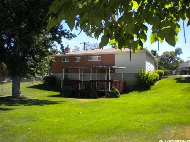 3993 S 2275 W, Roy, UT 84067 — photo 4