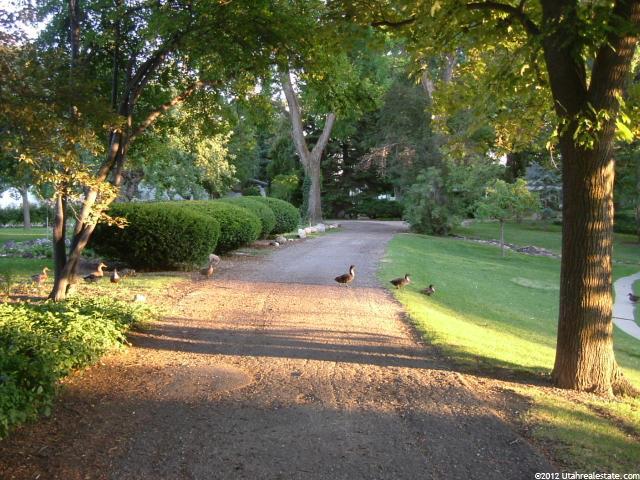 634 E 4116 S, Murray, UT 84107 — photo 2
