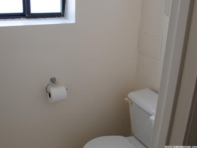 2254 N 1975 E, Layton, UT 84040 — photo 8