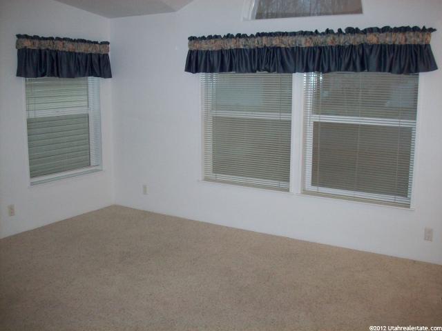 1665 S Kylee Ln E, Ogden, UT 84404 — photo 2