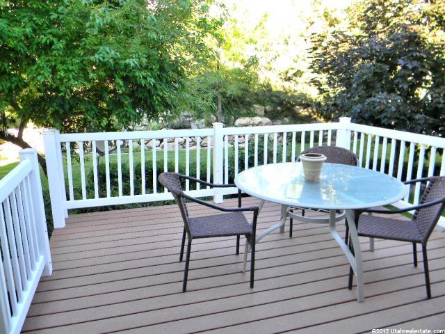 3584 N Lakeview Dr, North Ogden, UT 84414 — photo 3