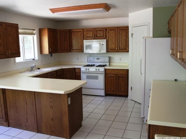 865 E Eaglewood Dr. S, North Salt Lake, UT 84054 — photo 2