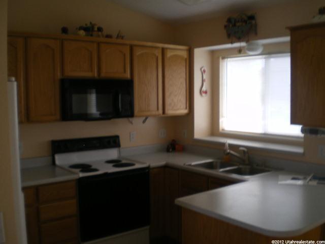 312 W 75 S, Clearfield, UT 84015 — photo 7
