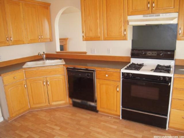 2105 N 650 W, Layton, UT 84041 — photo 6