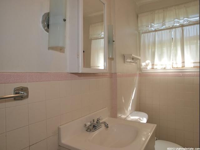 222 E 5600 S, Murray, UT 84107 — photo 7