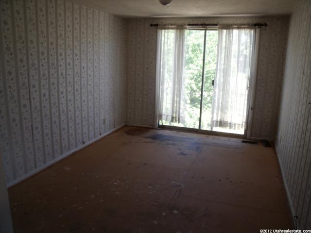 571 S Main St E, Layton, UT 84041 — photo 5