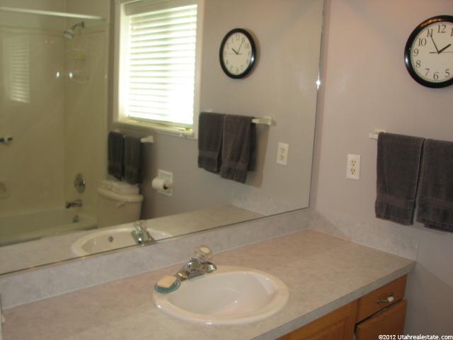 192 S 300 E, Providence, UT 84332 — photo 9