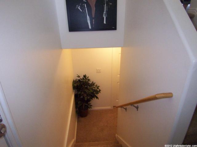 578 E Canyon View Dr N, Ogden, UT 84404 — photo 4