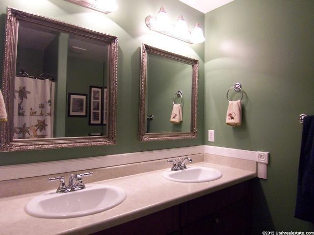 578 E Canyon View Dr N, Ogden, UT 84404 — photo 8