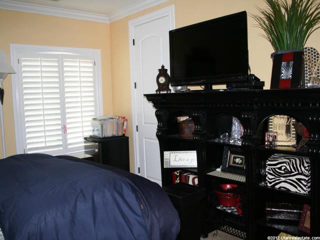 5885 S Tolcate E, Holladay, UT 84121 — photo 11