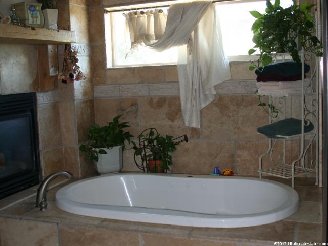 5885 S Tolcate E, Holladay, UT 84121 — photo 12