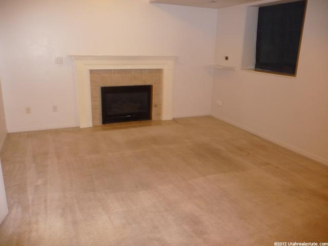 536 S 925 E, Layton, UT 84041 — photo 4