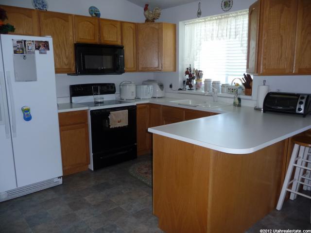 4238 W 5600 S, Roy, UT 84067 — photo 2