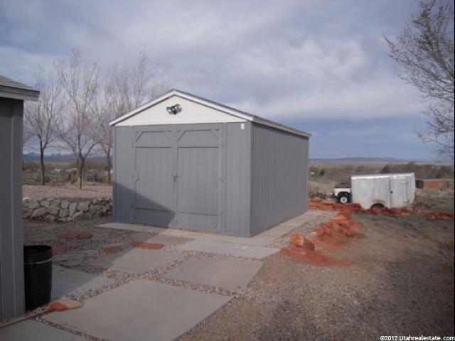 288 E 200 S, Newcastle, UT 84756 — photo 10