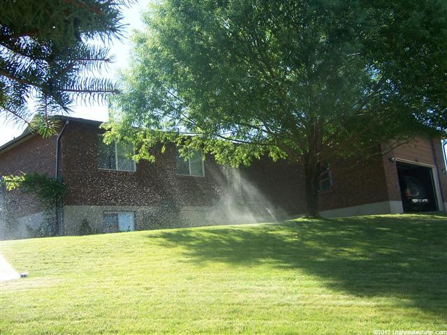 1582 N 1300 W, Clinton, UT 84015 — photo 2