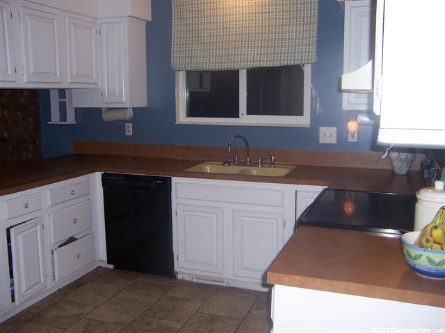 1582 N 1300 W, Clinton, UT 84015 — photo 9