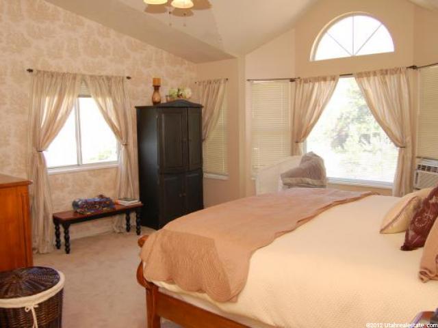 10154 S 2460 E, Sandy, UT 84092 — photo 7
