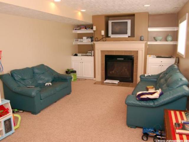 10154 S 2460 E, Sandy, UT 84092 — photo 10
