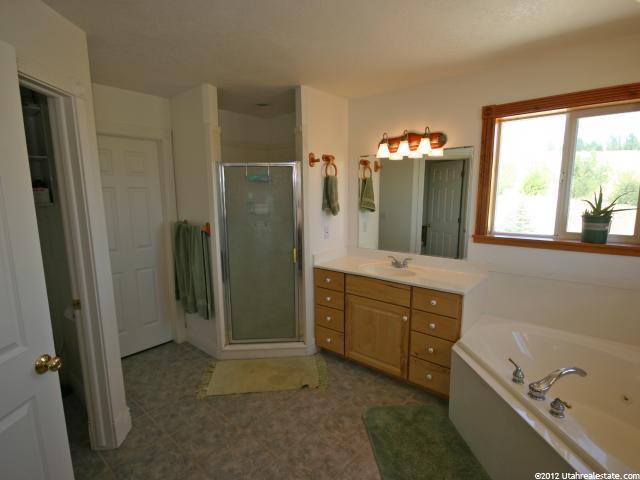 2390 N Valley Vw W, Petersboro, UT 84325 — photo 8