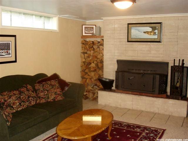 375 N Lauralin Dr E, Logan, UT 84321 — photo 8