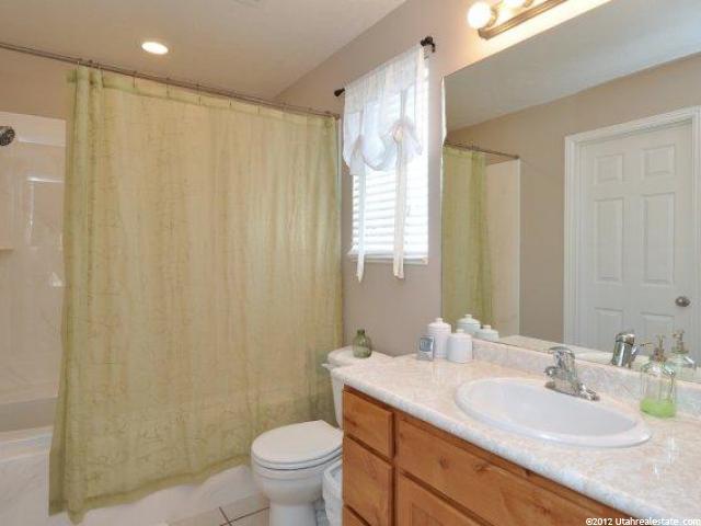 814 E 3300 N, North Ogden, UT 84414 — photo 11