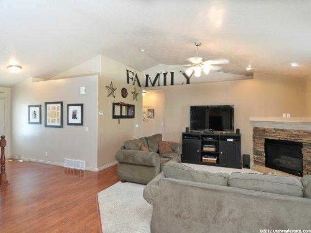 814 E 3300 N, North Ogden, UT 84414 — photo 4