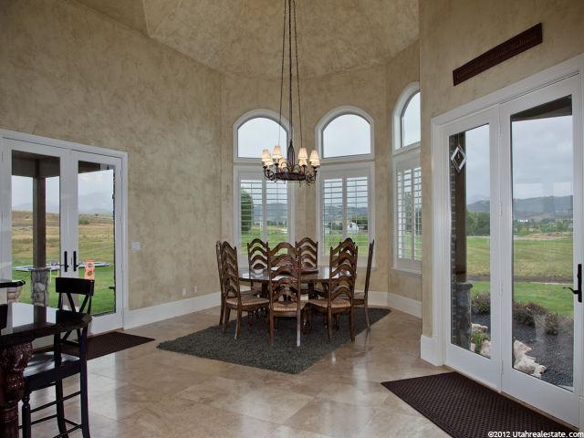 816 N 7100 E, Huntsville, UT 84317 — photo 9