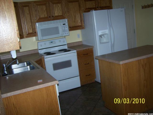 5845 S 4025 W, Roy, UT 84067 — photo 7