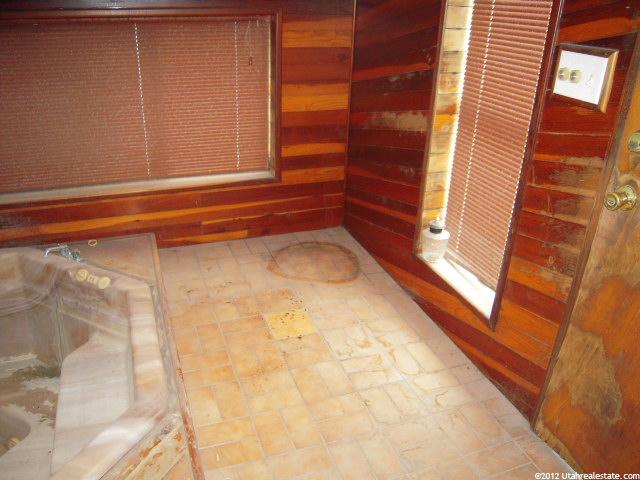 318 E Hillside Dr S, Murray, UT 84107 — photo 3
