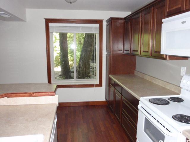 446 E Creekside Cir. #b #B, Murray, UT 84107 — photo 6